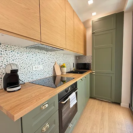 Apartment Arborea, Luxury With Private Yard Zadar