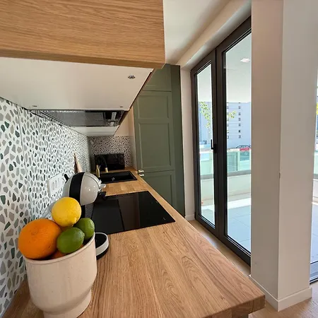 Arborea, Luxury With Private Yard Apartament *