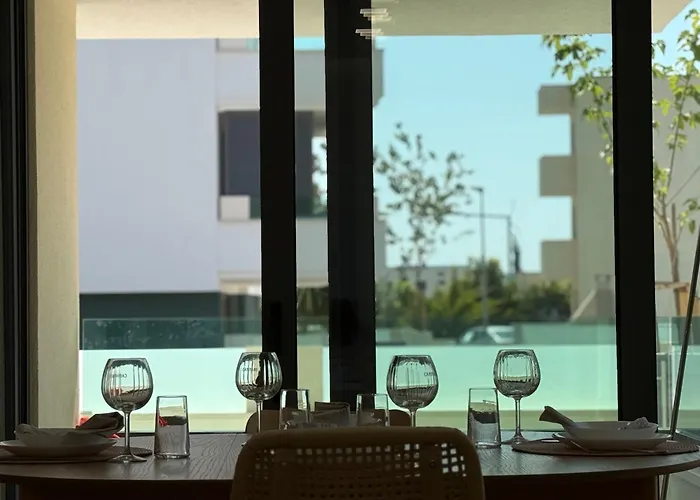 Arborea, Luxury With Private Yard *